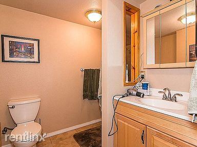 Building Photo - 2 br, 1 bath House - 574 Crouch St