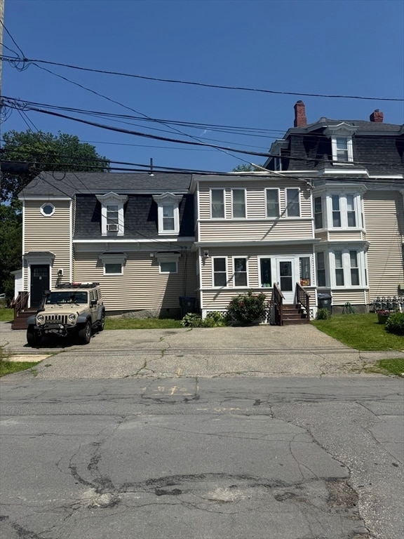 Building Photo - 3 Gage St