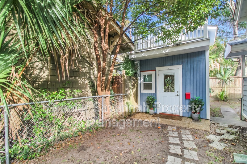 Primary Photo - 1206 E 48th St