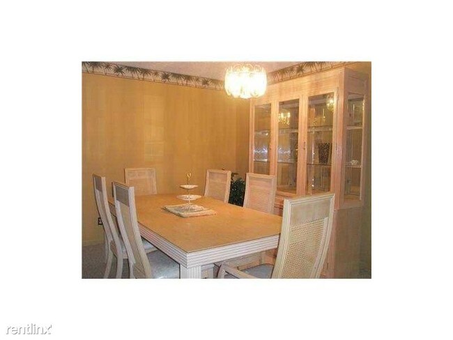 Foto del edificio - 14300 Nesting Way