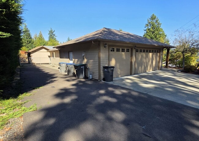 Photo - One-Story Home with Sound View in a Desira...