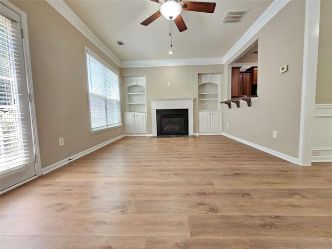 Building Photo - 6162 Deluna Way