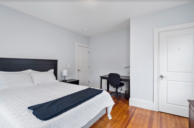 Building Photo - 139 Adams St