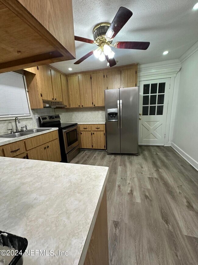 Foto del edificio - 5306 Potomac Ave