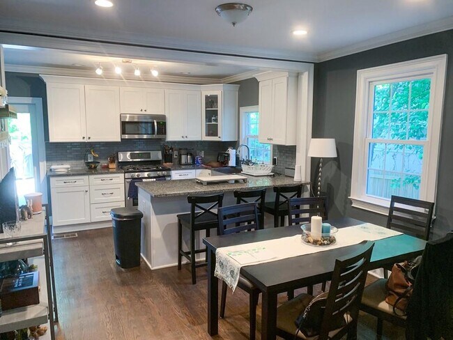 Foto del edificio - 439 Clifton St SE