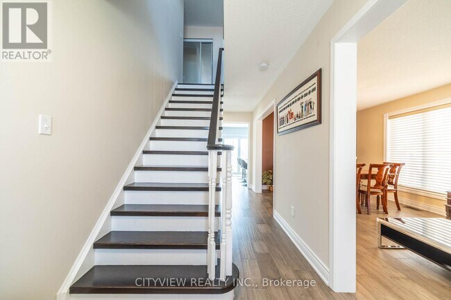 Photo du bâtiment - 2330 Grand Oak Trail