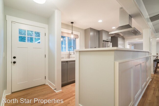Building Photo - 3 br, 1.5 bath House - 17839 Tamara Ave