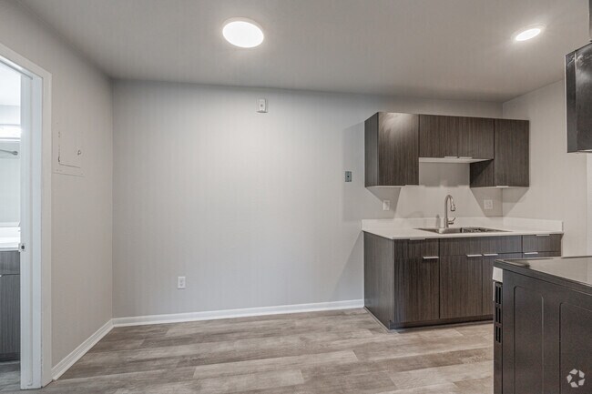 1 dormitorio, 1 baño - 500 pies cuadrados - Comedor - Walden Woods (Walden Caddis, LLC)