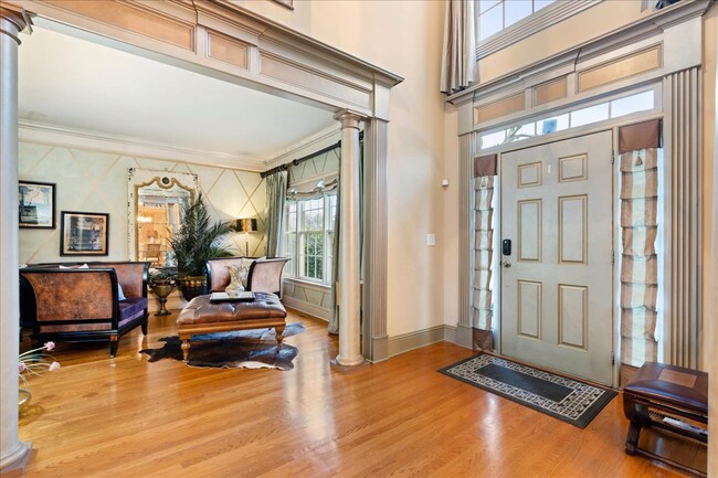 Building Photo - 5840 Bailey Ridge Ct