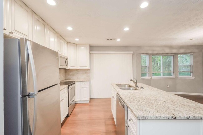Building Photo - 3329 Tarragon Dr