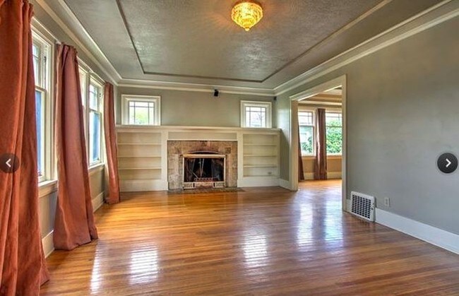 Foto del edificio - 5320 8th Ave NE