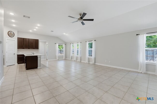 Building Photo - 201 Benedict Ave
