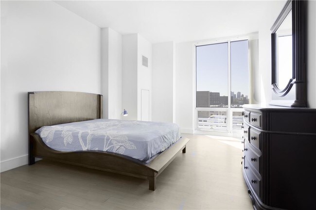 Foto del edificio - 519 Borden Ave