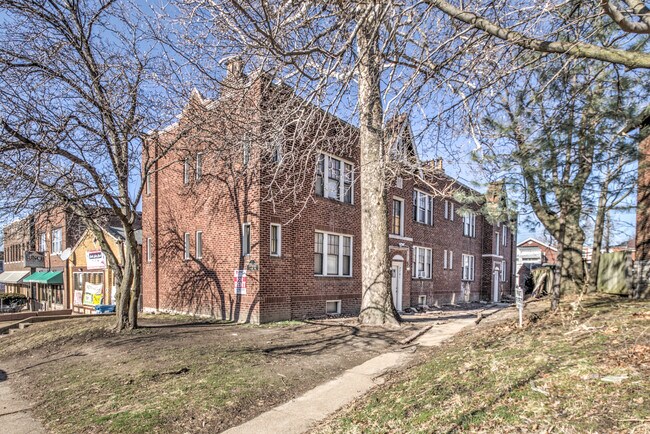 Building Photo - 3763 Meramec St
