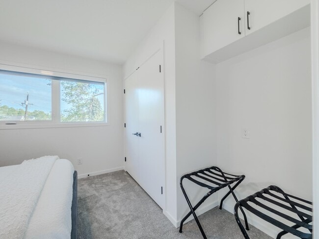Building Photo - 113 113 Ave NW