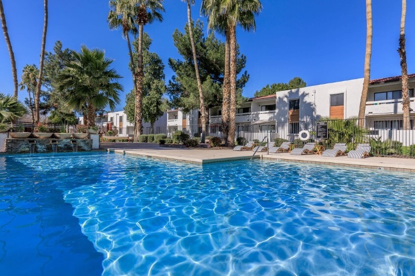 Tides at Paradise Valley Apartments in Phoenix, AZ