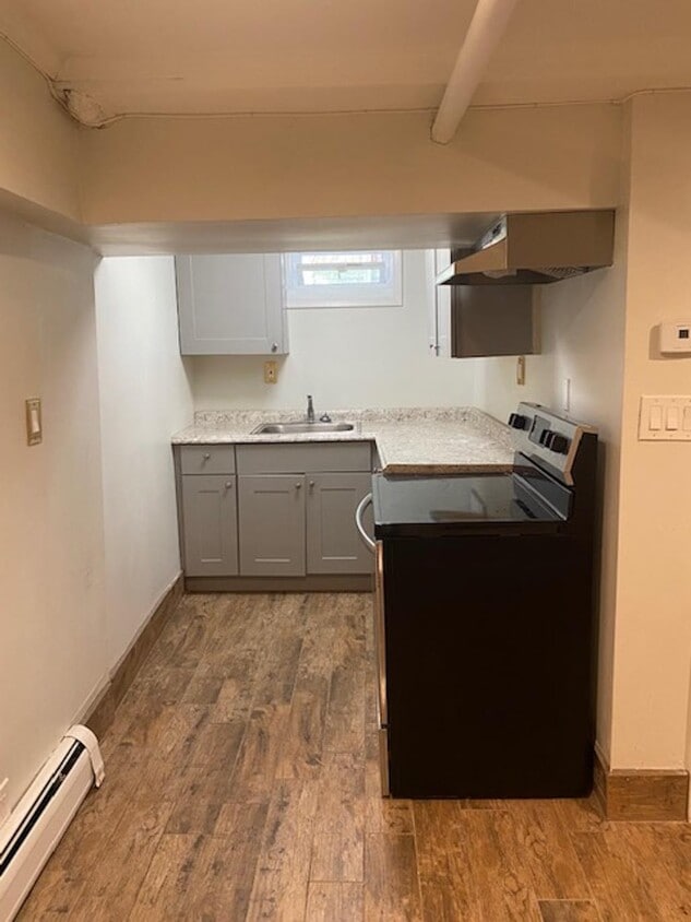 Primary Photo - 120 Clinton Ave