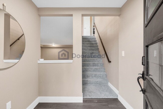 Building Photo - 4103 NE 2nd Pl