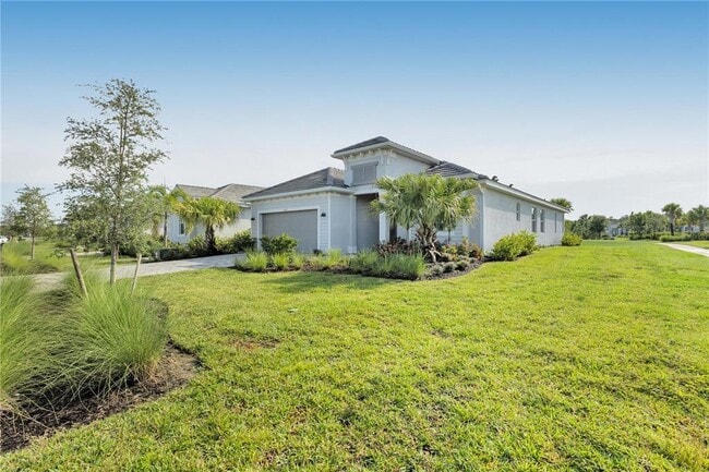 Building Photo - 15991 Sugar Hl Dr