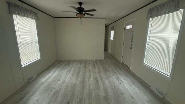 Foto del edificio - 11 Starling Ln