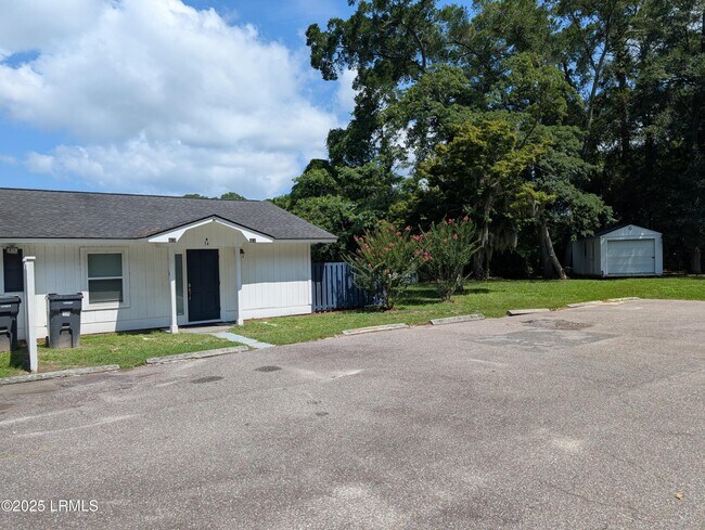 Building Photo - 34 SC-128