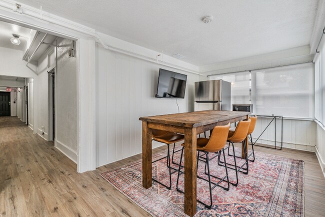 Foto del edificio - 424 2nd St N