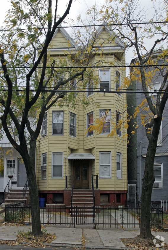 425 Fairmount Ave, Jersey City, NJ 07306 Apartments in Jersey City