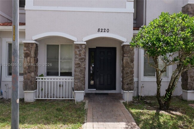 Foto del edificio - 8220 SW 25th Ct
