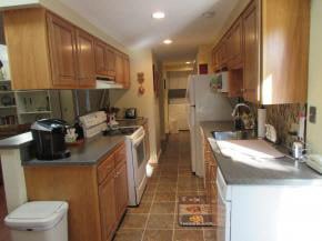 Building Photo - 42 Pleasant Dr