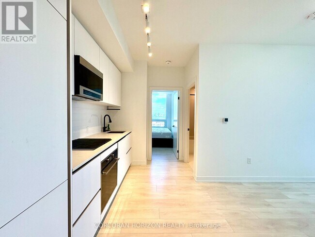 Photo du bâtiment - 117 Broadway Ave
