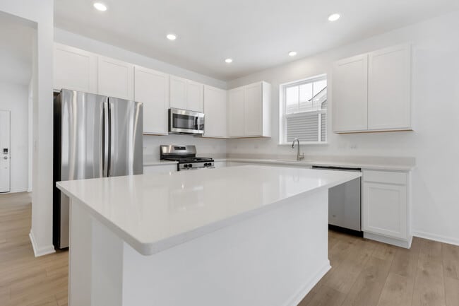 Foto del edificio - 12245 Barcroft Cir