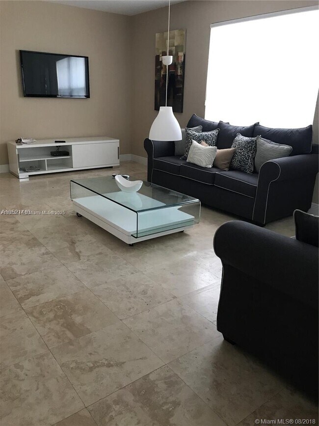 Foto del edificio - 9960 NW 10th St