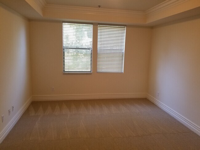 Foto del edificio - 12745 Moorpark St