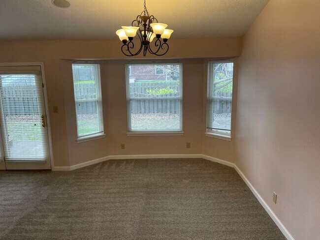 Foto del edificio - 3 Bedroom House!