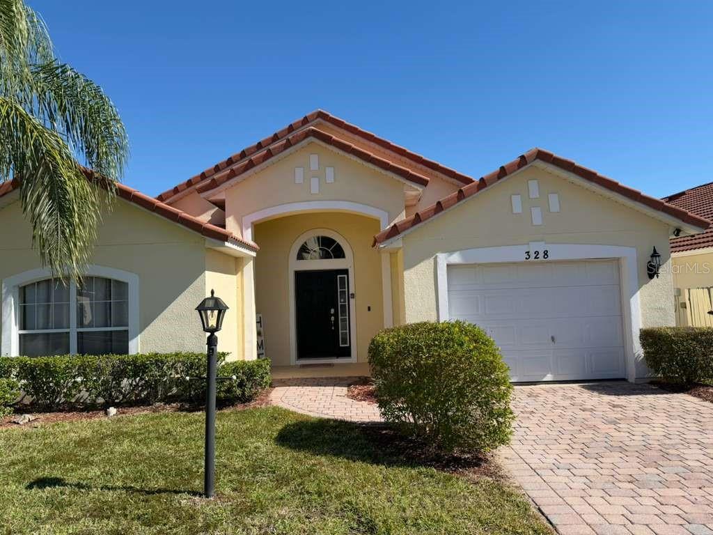 Foto principal - 328 Robin Rd