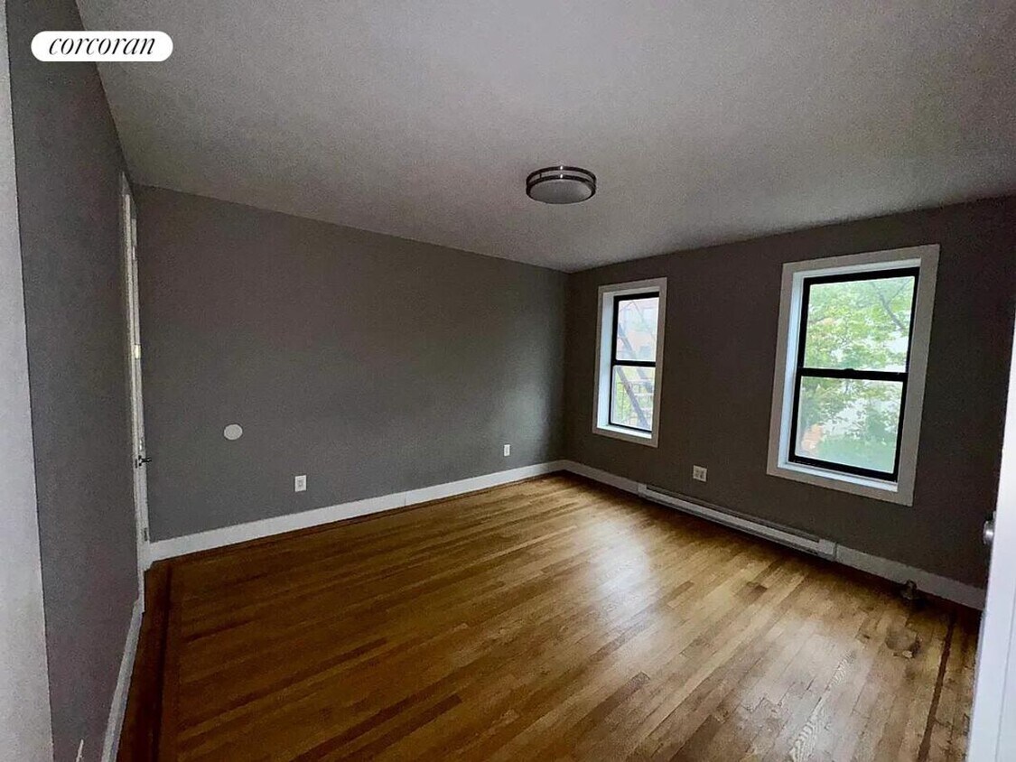 Foto del edificio - 92 E 53rd St