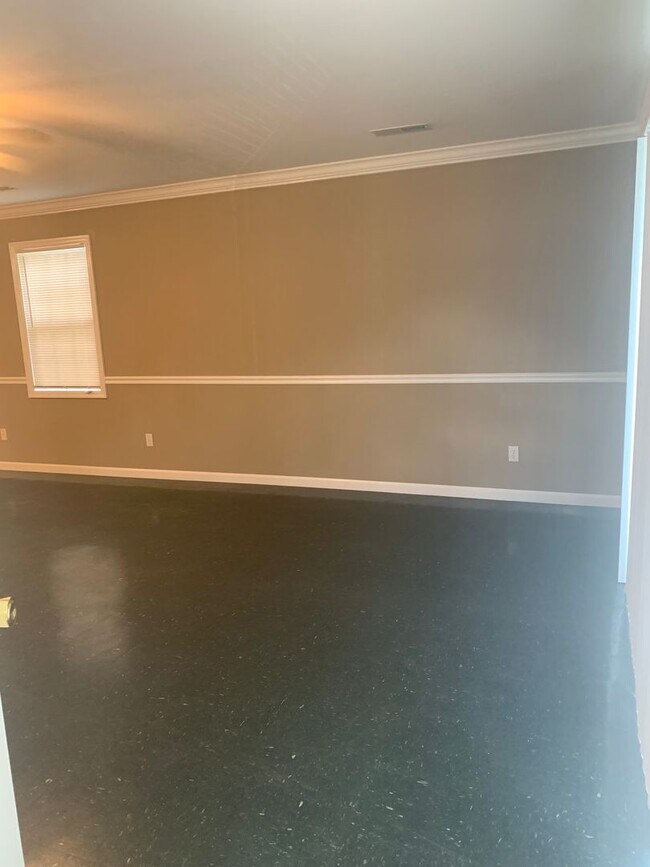 Foto del edificio - Beautiful 2 Bedroom 2 Bath with spacious b...