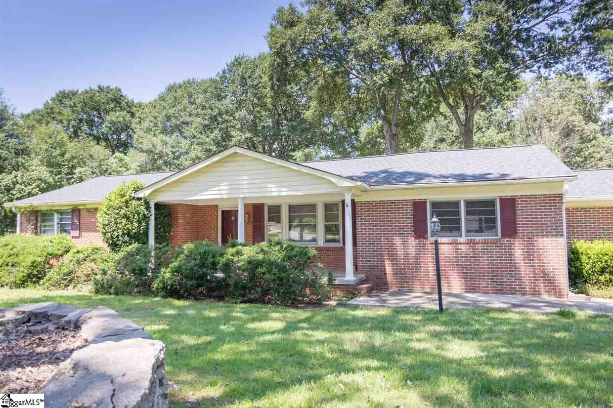 3 Idlewilde Ave, Taylors, SC 29687 House for Rent in Taylors, SC