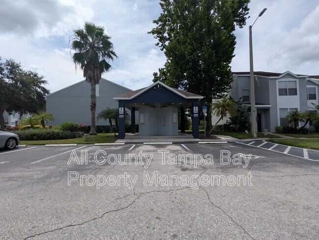 Foto del edificio - 6267 Osprey Lake Cir