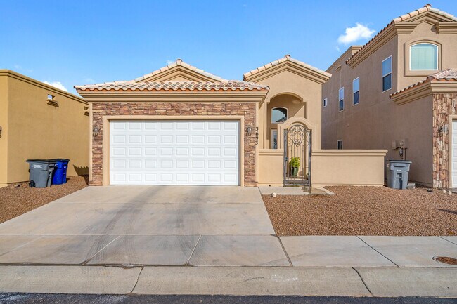 Foto del edificio - 3693 Grand Cayman Ln