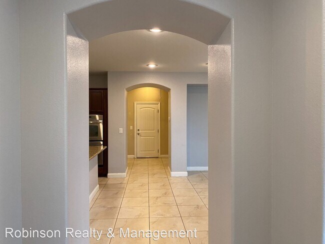 Foto del edificio - 4 br, 3.5 bath House - 6990 Castle Mountai...