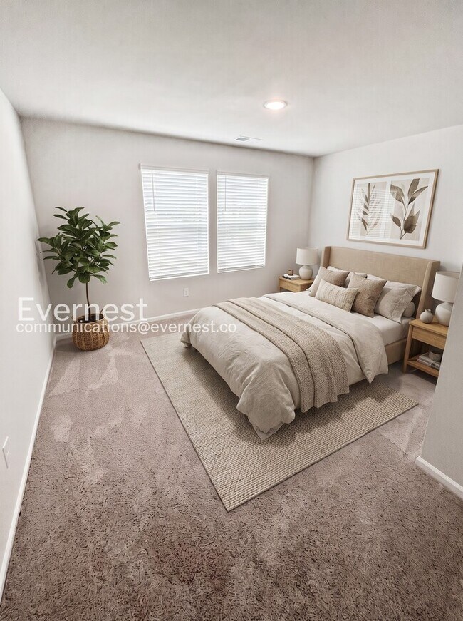 Foto del edificio - Cozy 4-Bedroom Home with Modern Amenities / Pet-Friendly / Available Now!