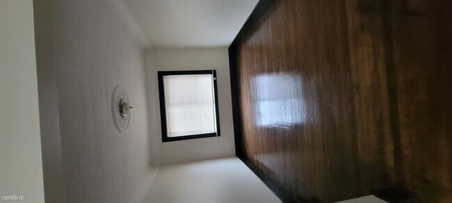 Building Photo - 3 br, 2 bath House - 15381 Stansbury St