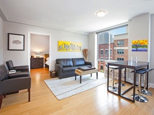 Primary Photo - 500 W 47th St