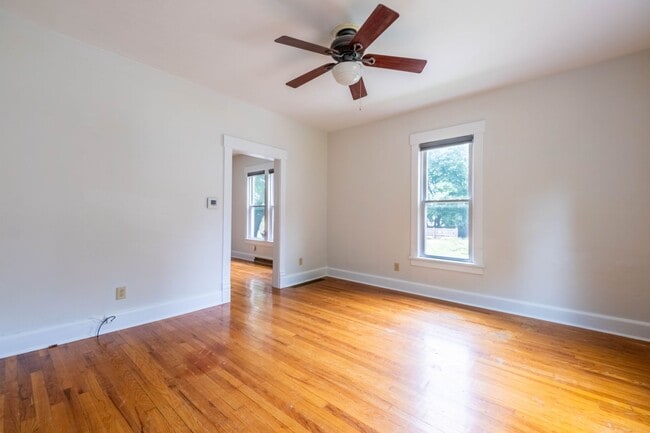 Building Photo - NEW LISTING-COMING SOON!!