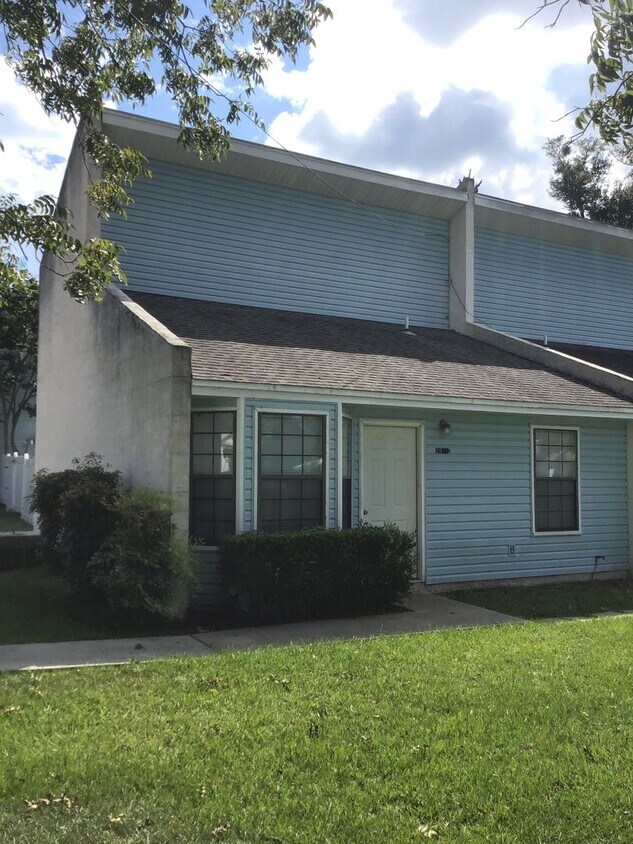 2975 Kynes St, Marianna, FL 32446 House Rental in Marianna, FL