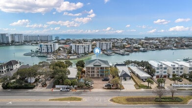 Building Photo - 724 Harbor Blvd