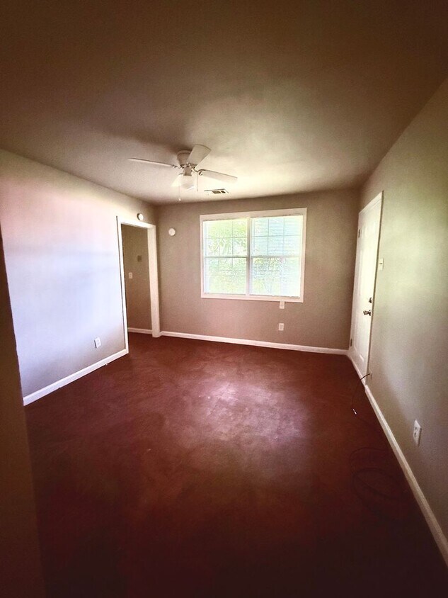 Foto principal - 1022 N 2nd St