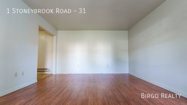 Building Photo - Beautiful 1 Bedroom Apartment- Move in Tod...