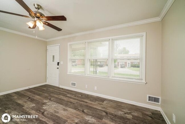 Building Photo - 8609 Blue Bell Dr